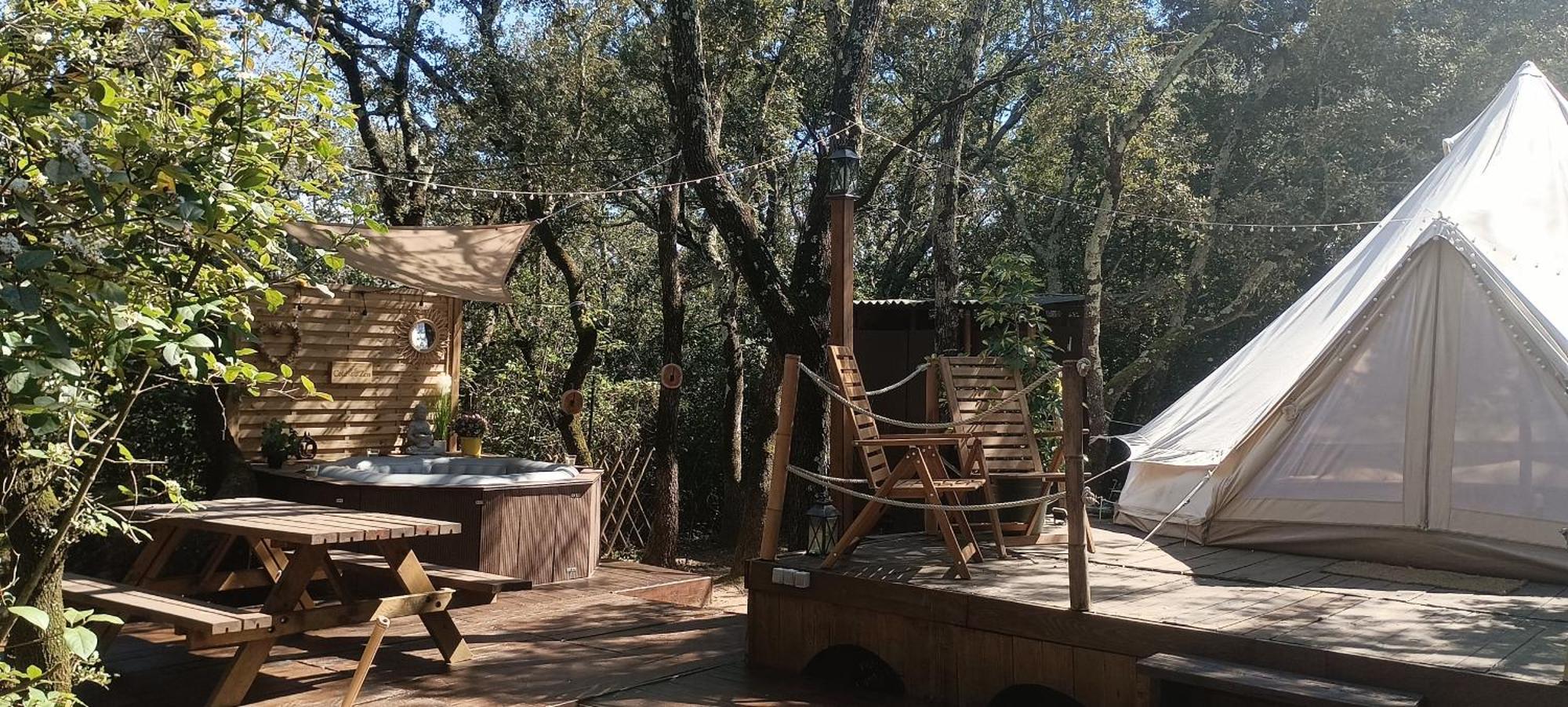 Evasion En Pleine Nature, Tipi Insolite Et Jacuzzi Au Pont Du Gard ! Vers-Pont-du-Gard Extérieur photo